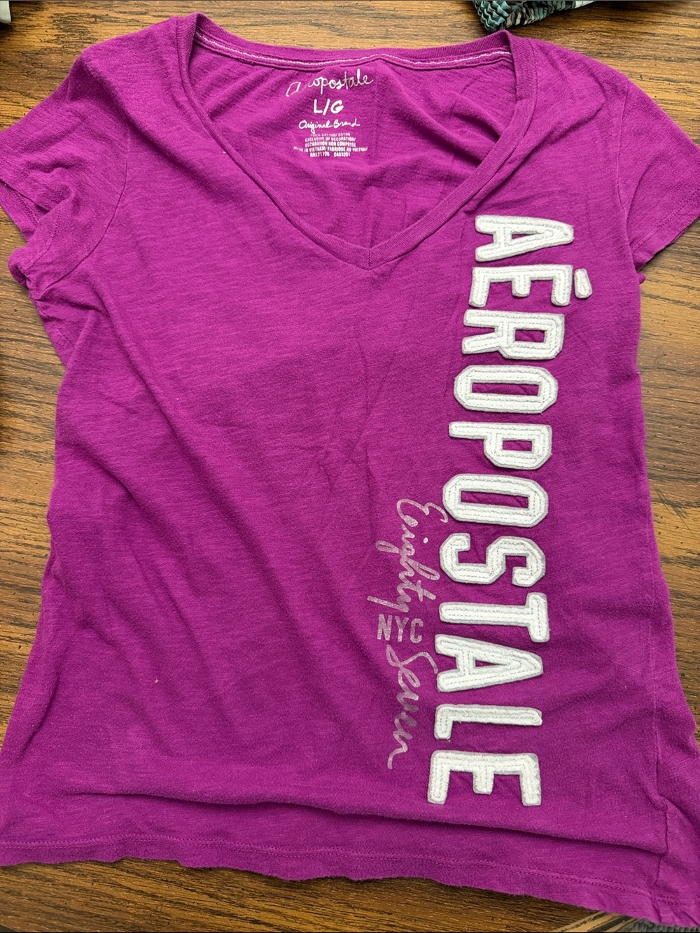 Aeropostale Women's V-Neck Tee in Fuchsia with White Logo